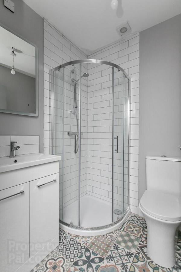 Central Belfast Modern Apartment Great Location Free Parking Luaran gambar